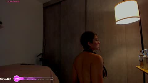 Snapshot of sara_sweett9 chatting on May 12, 10:18 pm sara_sweett9 online show from May 12, 10:18 pm