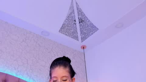 Sara  online show from June 1, 7:26 pm