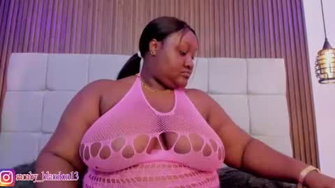   online show from July 1, 10:39 am