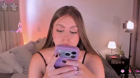 sara cavali online show from July 27, 7:43 pm