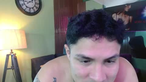 Snapshot of saraclub_jy chatting on March 20, 10:36 pm saraclub online show from March 20, 10:36 pm