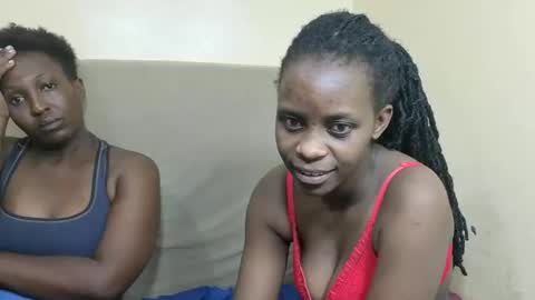 sarafina_babes online show from March 25, 4:13 pm