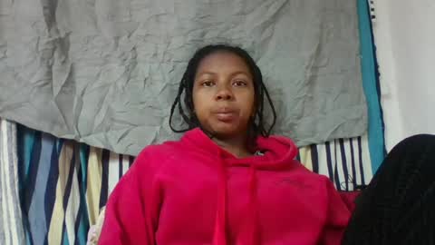 sarah146341 online show from August 5, 4:37 am