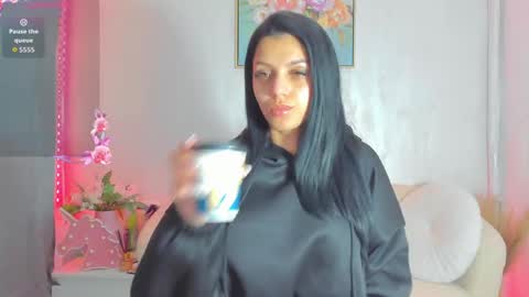 Sara online show from April 22, 6:49 am