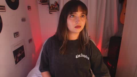 Snapshot of sarah_cuteeyes chatting on December 22, 7:49 am Sara online show from December 22, 7:49 am