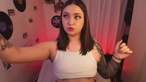 Snapshot of sarah_cuteeyes chatting on July 14, 11:27 am Sara online show from July 14, 11:27 am
