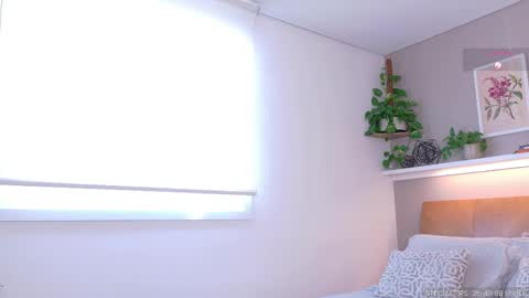 sarah_rayy online show from April 10, 7:51 pm