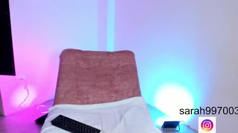 Sarah online show from May 21, 3:19 pm