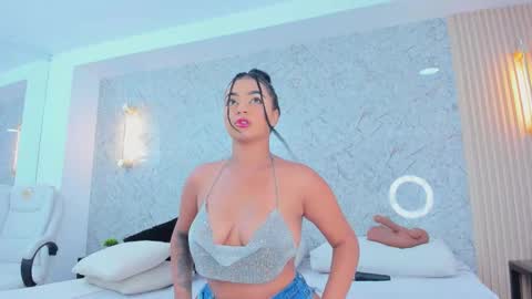 sarah online show from September 19, 3:41 am