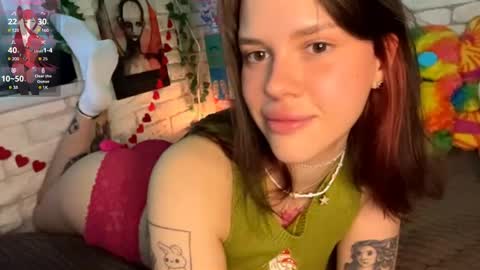 Sarah online show from May 1, 1:43 am