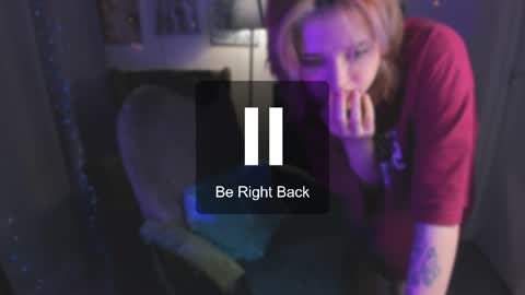 Sarah online show from May 23, 8:35 pm
