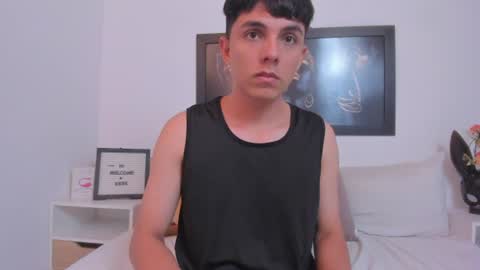 charly online show from June 17, 2:14 am