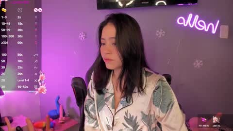 Snapshot of saraowens1 chatting on December 21, 10:44 am saraowens online show from December 21, 10:44 am