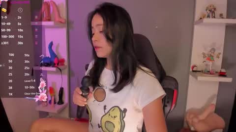 Snapshot of saraowens1 chatting on February 25, 12:26 pm saraowens online show from February 25, 12:26 pm