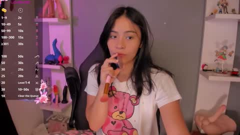 Snapshot of saraowens1 chatting on February 26, 2:27 pm saraowens online show from February 26, 2:27 pm