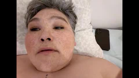 sarastar1986 online show from April 14, 11:00 pm