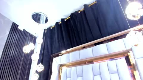 Saray online show from September 27, 7:30 pm