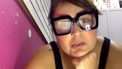 Snapshot of sarayx chatting on April 28, 4:34 pm mery online show from April 28, 4:34 pm