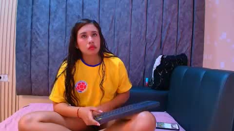 sasha_and_lia online show from June 27, 1:28 pm