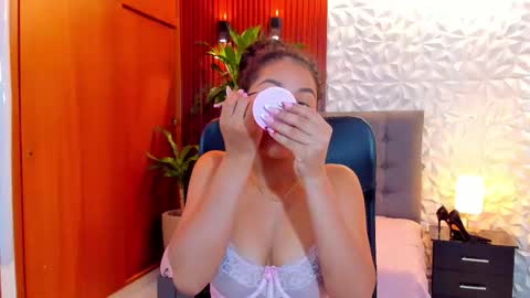 SASHA  online show from February 6, 1:47 pm