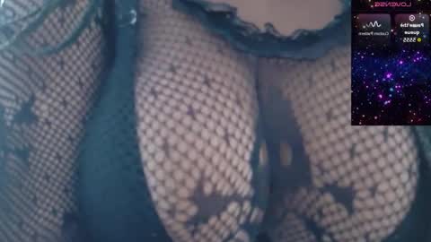 sashafoxy_ online show from April 16, 1:23 pm