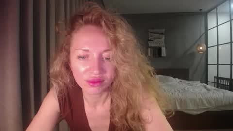 Sasha online show from December 18, 1:06 pm