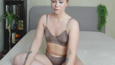 Sassy online show from February 4, 9:59 am