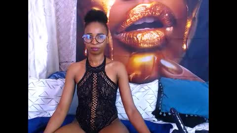 sasyylissaa online show from February 12, 7:25 am