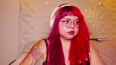 Gina George online show from July 16, 1:00 am
