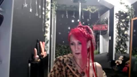 SaucySky online show from March 29, 8:31 pm