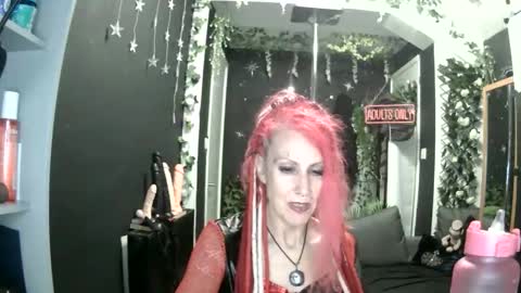 SaucySky online show from April 17, 8:56 pm