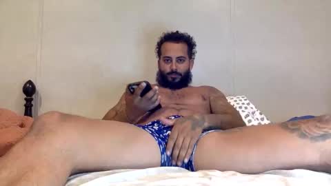 savagebullxxx online show from May 24, 2:16 am