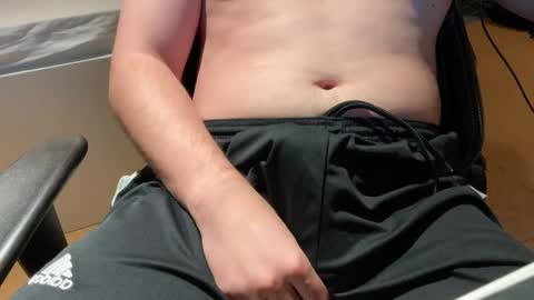 Snapshot of savagegerman chatting on February 20, 5:13 pm savagegerman online show from February 20, 5:13 pm