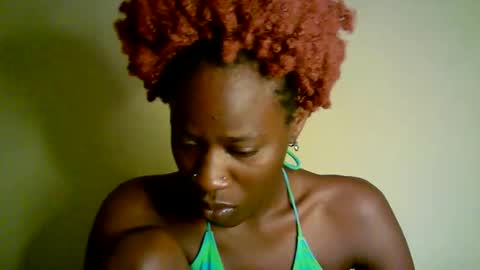 savagetonguee online show from March 23, 4:38 am