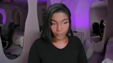 S a v a n n a h  online show from April 12, 11:59 am