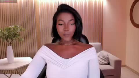 Snapshot of savannahstorm_ chatting on July 14, 1:39 pm S a v a n n a h online show from July 14, 1:39 pm