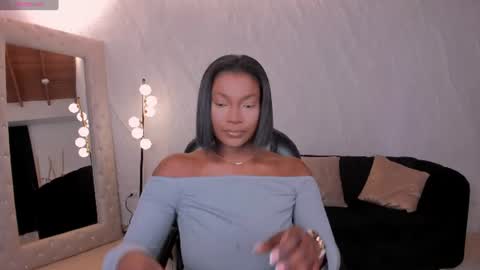 Snapshot of savannahstorm_ chatting on July 19, 12:09 pm S a v a n n a h online show from July 19, 12:09 pm