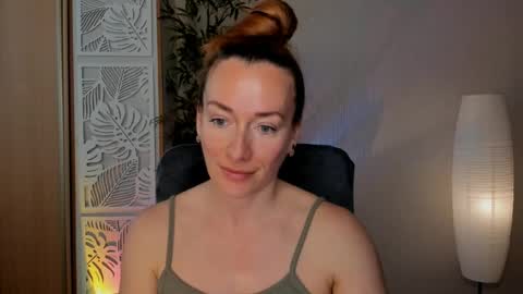 save the qween online show from May 11, 5:46 am