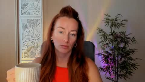 save the qween online show from July 27, 8:21 am