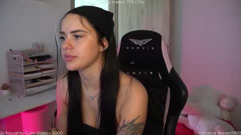 Naomi online show from May 27, 11:29 am