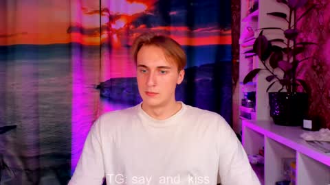 Say and kiss online show from December 11, 11:32 pm