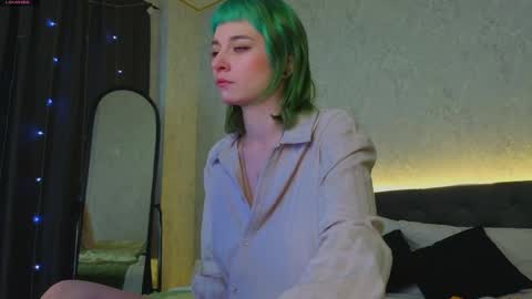 Emmy online show from April 5, 1:03 am