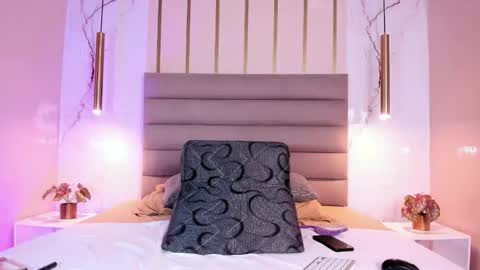 Scarleet online show from October 31, 11:55 am