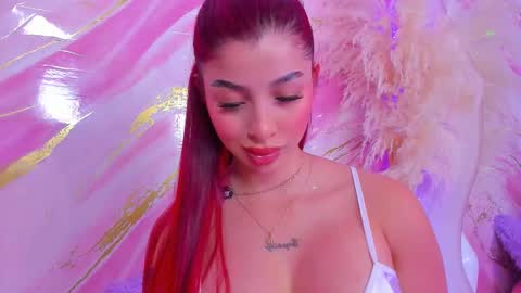 Snapshot of scarleett_jones chatting on February 28, 10:11 pm scarleett jones online show from February 28, 10:11 pm