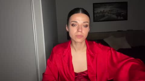 Sophie online show from June 19, 7:56 am