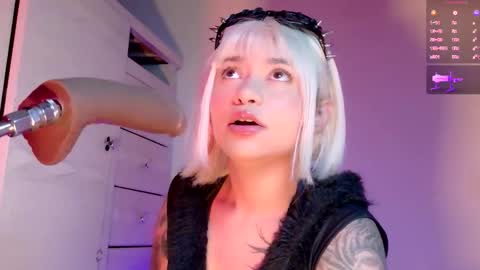 scarlet_gold online show from March 15, 10:49 pm