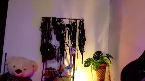 scarlet_gold online show from July 15, 5:51 pm
