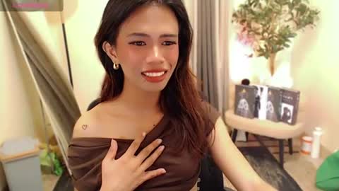 Snapshot of scarlet_kisses chatting on July 17, 4:45 pm Scarlet online show from July 17, 4:45 pm