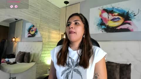 Scarlet online show from April 13, 7:52 pm