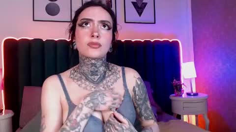 Scarleth online show from May 27, 11:57 pm